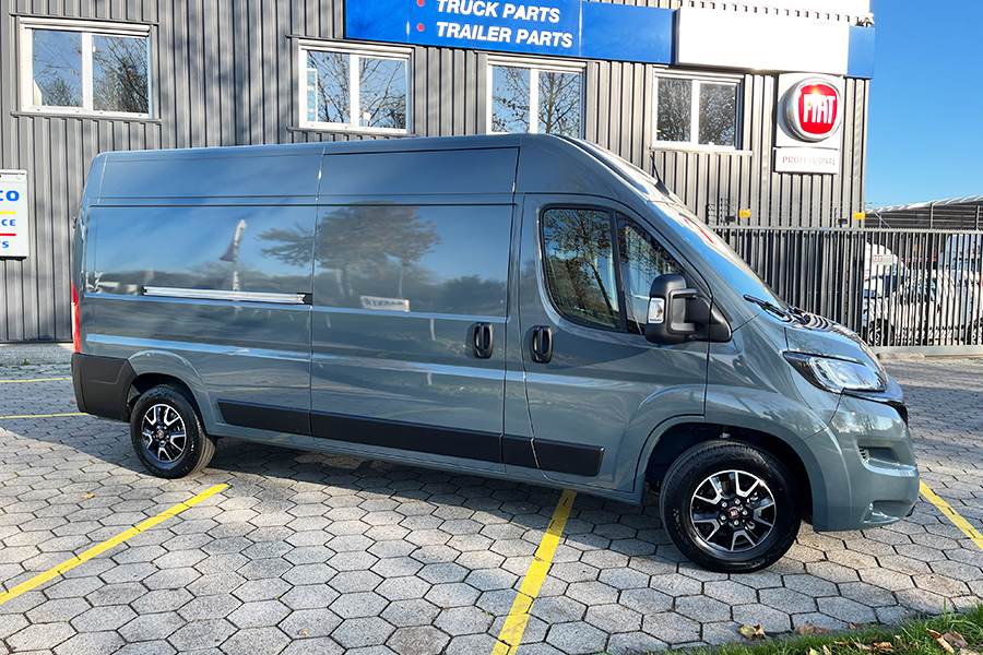 Tuitt vloeren fiat 900X600.jpg